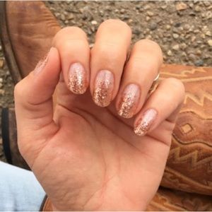 Color Street Coming Up Rose Gold